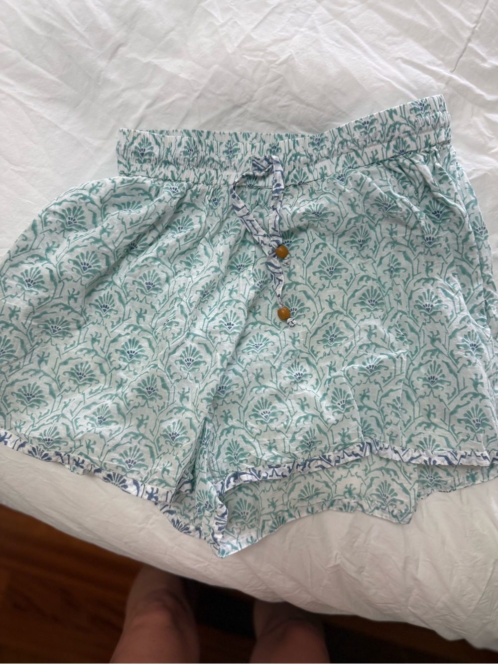 Hannah artwear shorts block print size 1 (small)